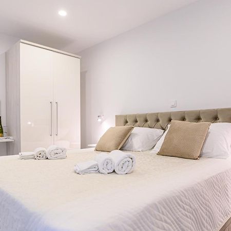 Luxury Rooms Green And Gold Split Luaran gambar